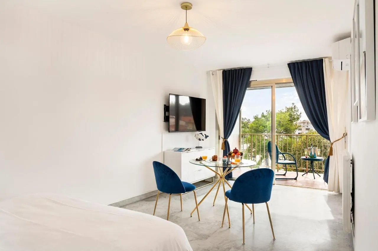 Blue Light Terrace - Nice Port Appartement